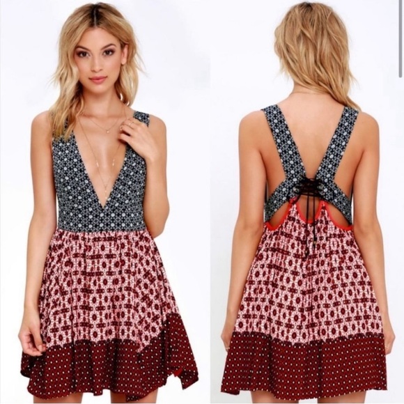 Lulus La Vie En Roses Navy Blue Red Floral Print Dress Sundress Small - Picture 13 of 13